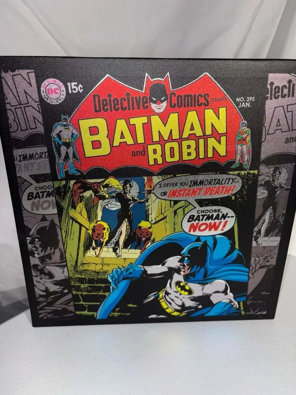 Artissimo DC Comics Detective Comics No. 395 Batman and Robin Canvas Wall Art